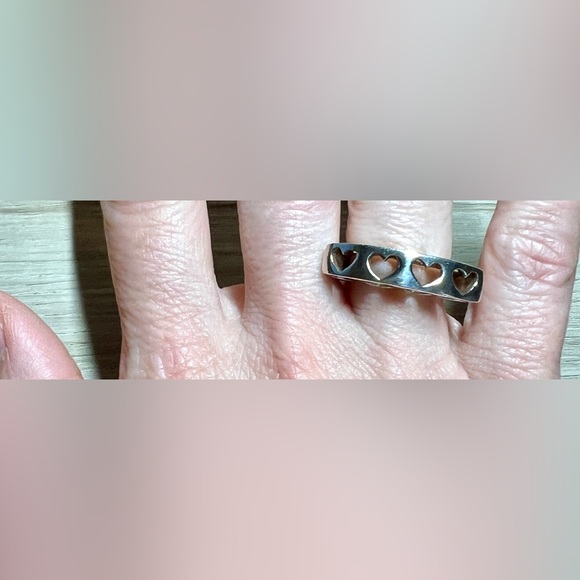 Vintage Designer Signed Sterling Silver Open Heart Tall Dome Ring, Size 6, 5.1g - Picture 11 of 15